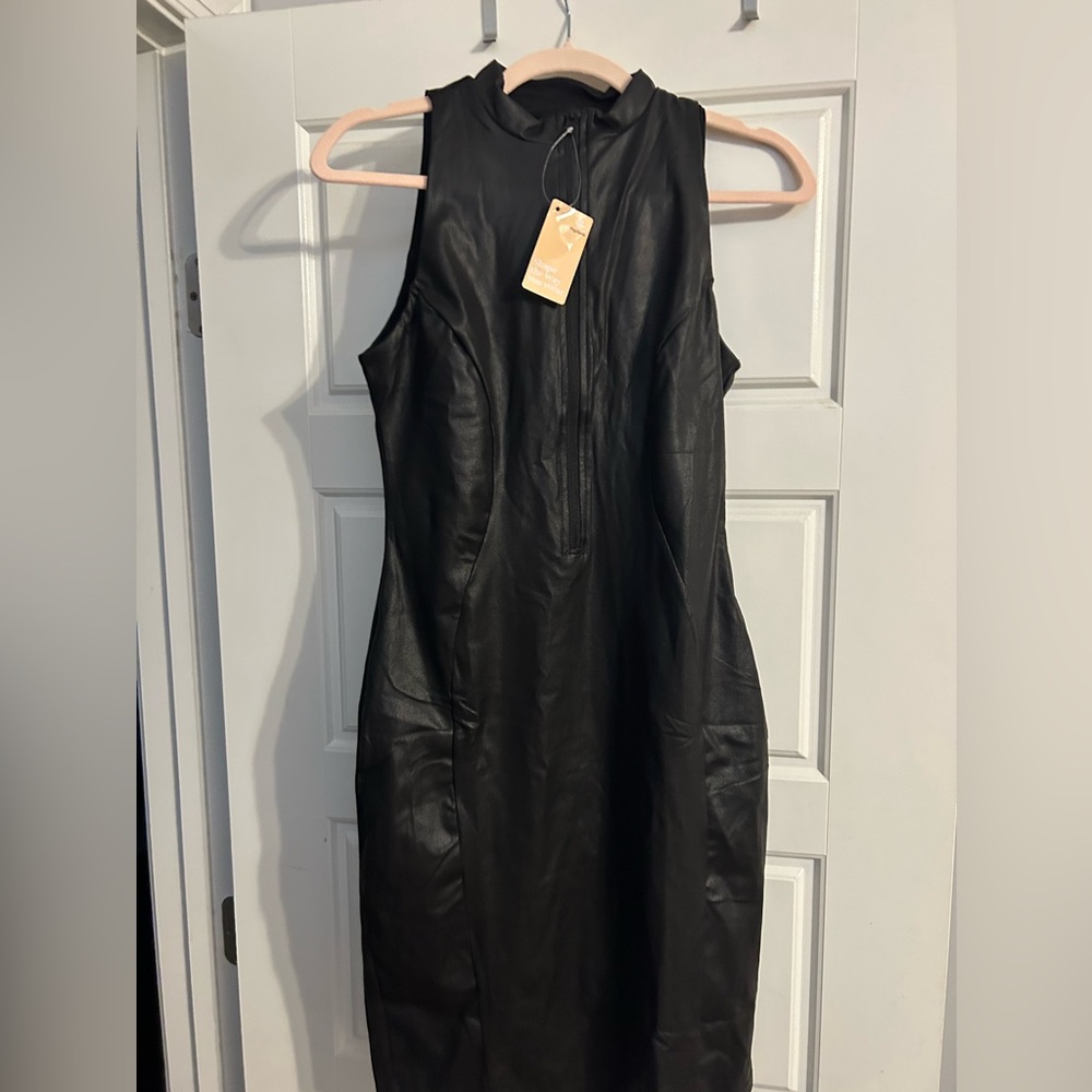 POPLUSH FAUX LEATHER DRESS SHORT MOCK NECK